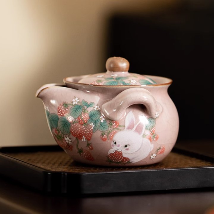 Ru Yao    hand-painted rabbit